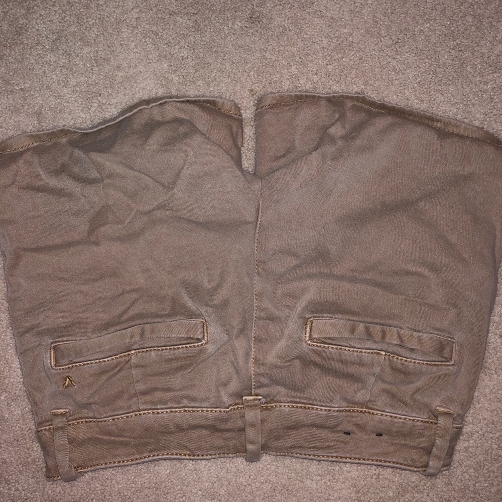 2 shorts - Picture 4 of 6
